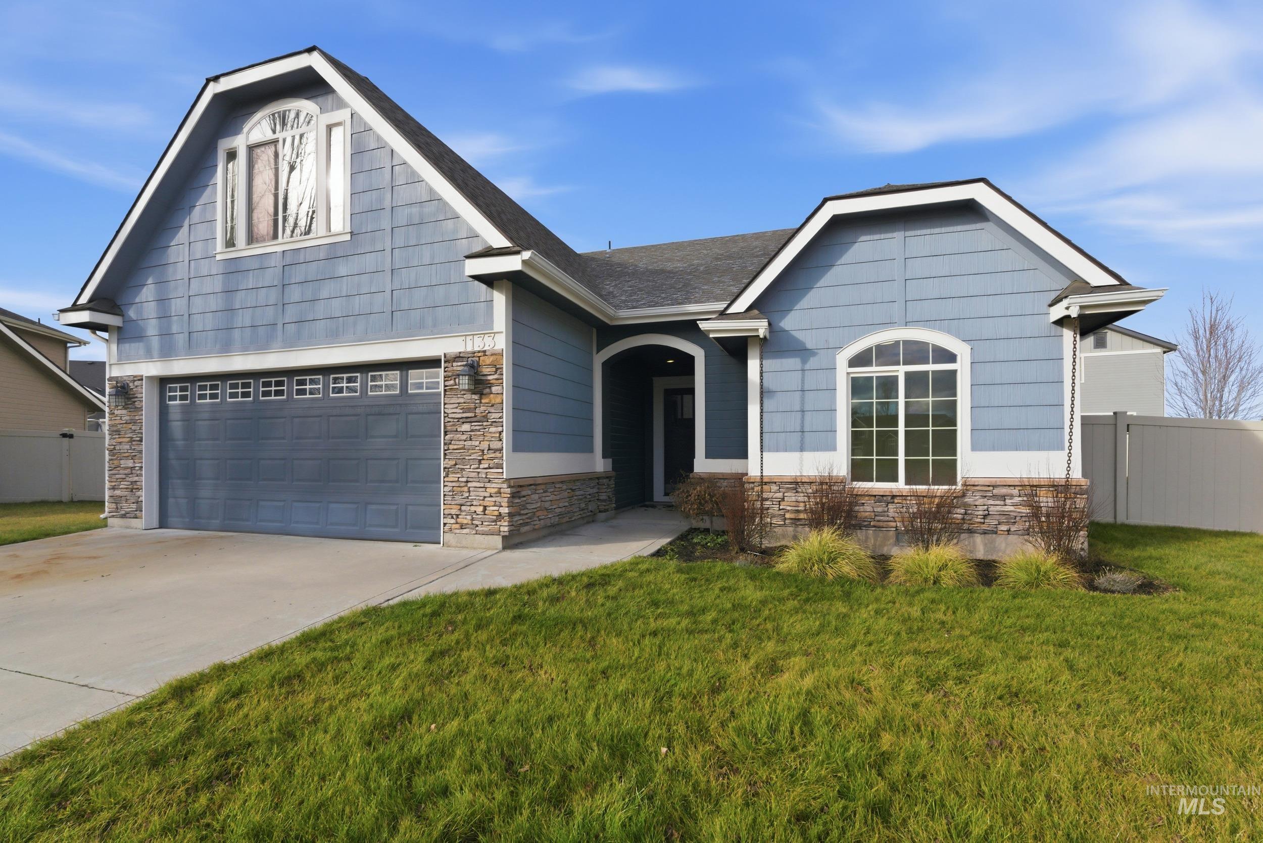 1133 N Powder River Dr.