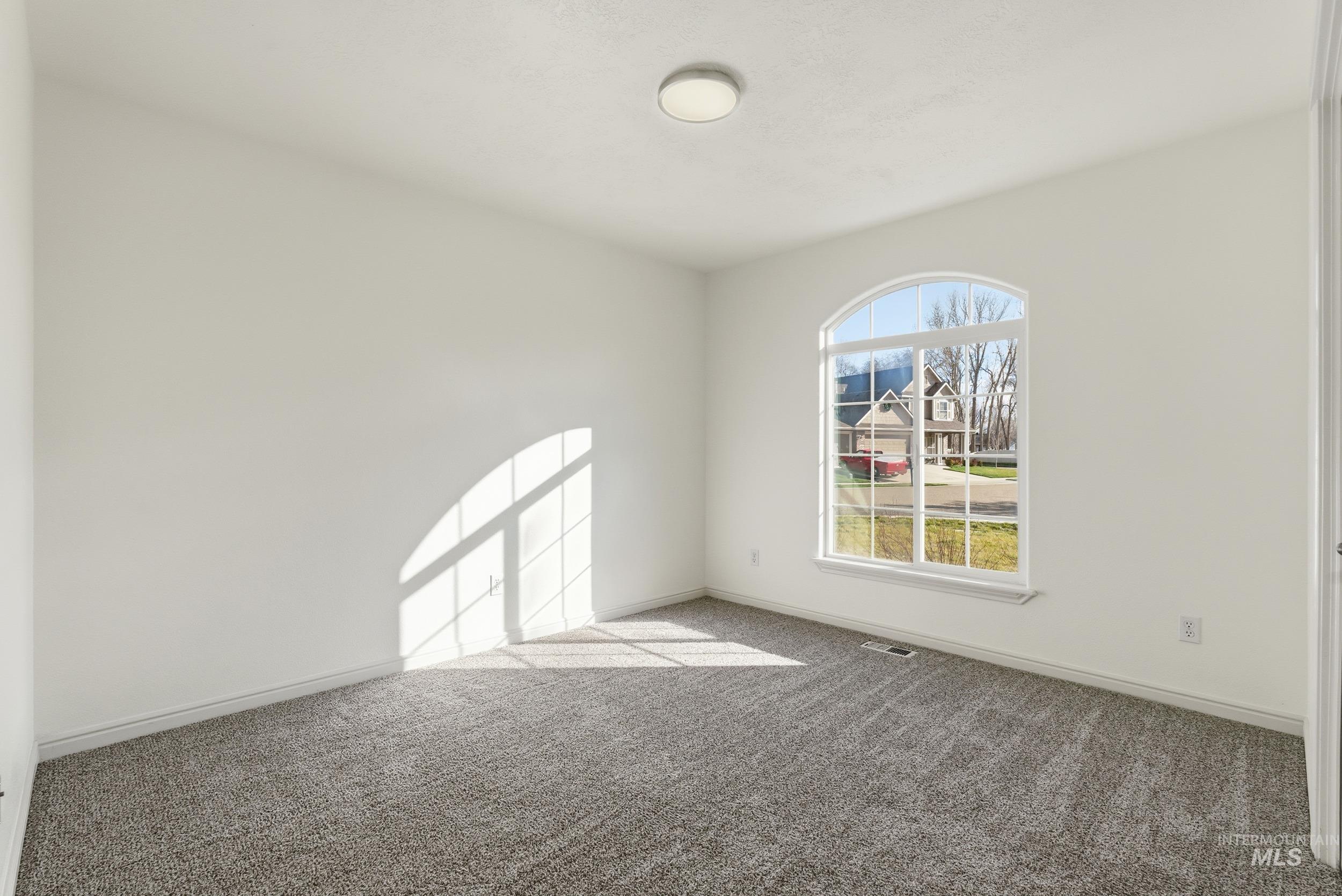 1133 N Powder River Dr.