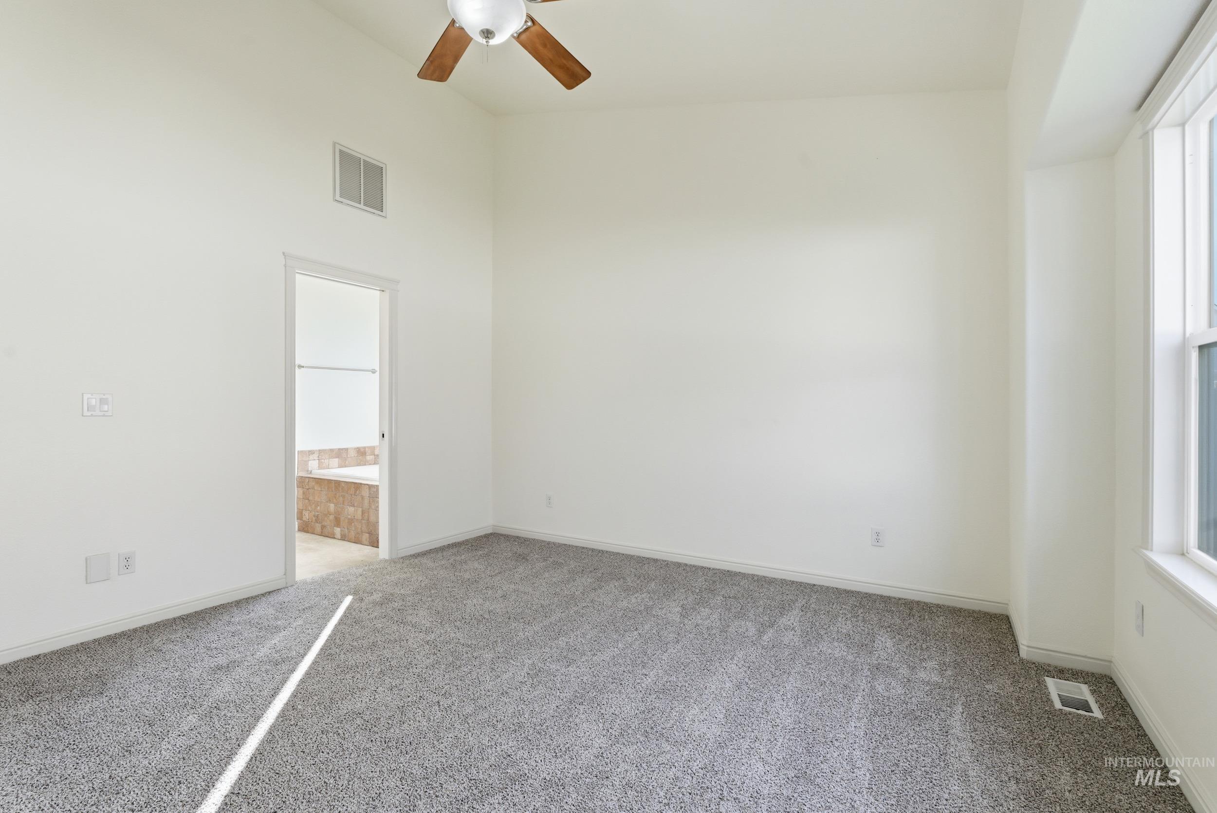 1133 N Powder River Dr.
