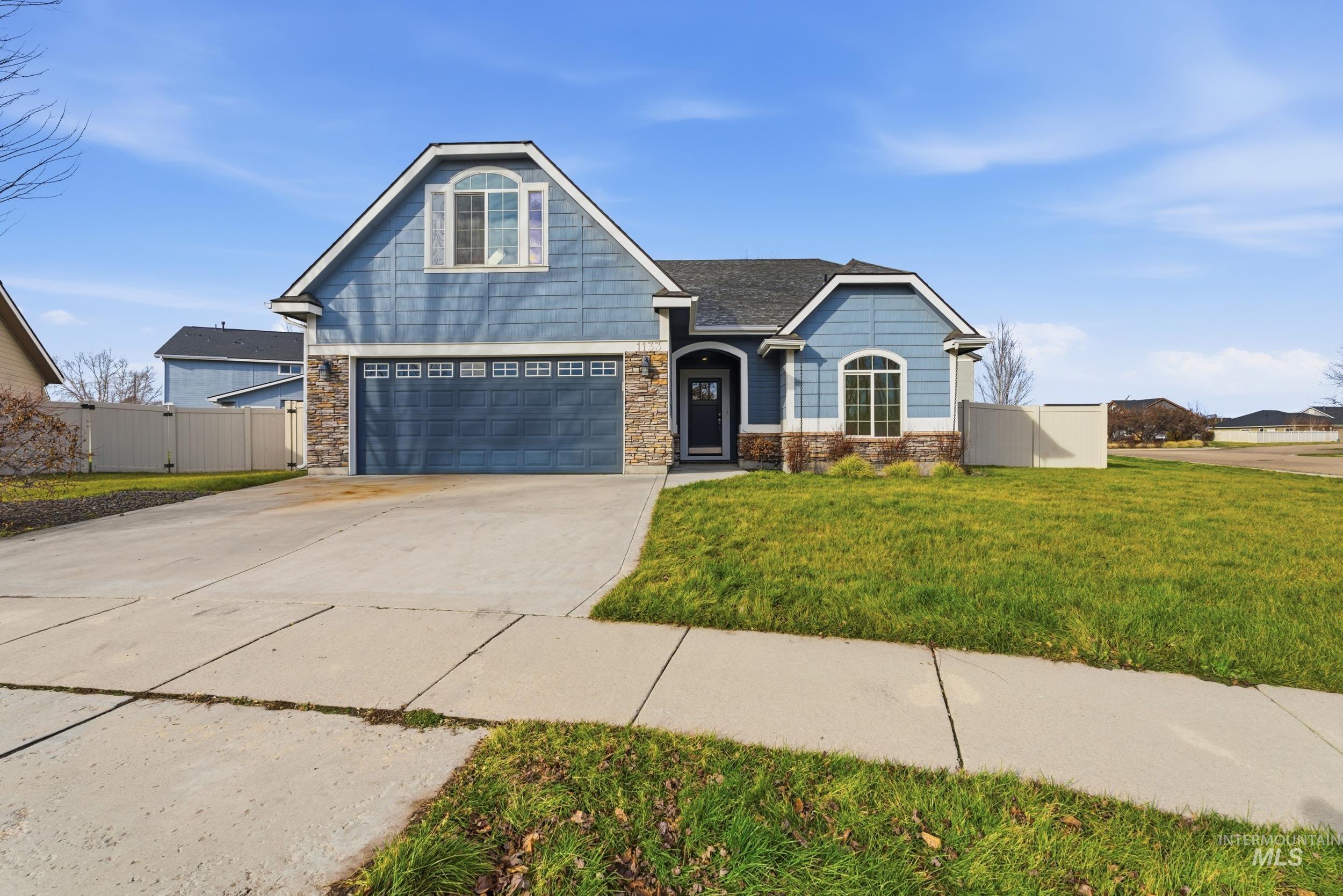 1133 N Powder River Dr.