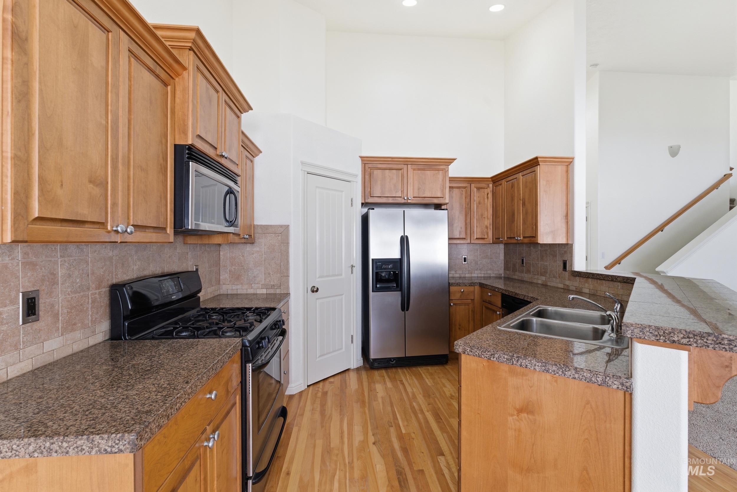 1133 N Powder River Dr.