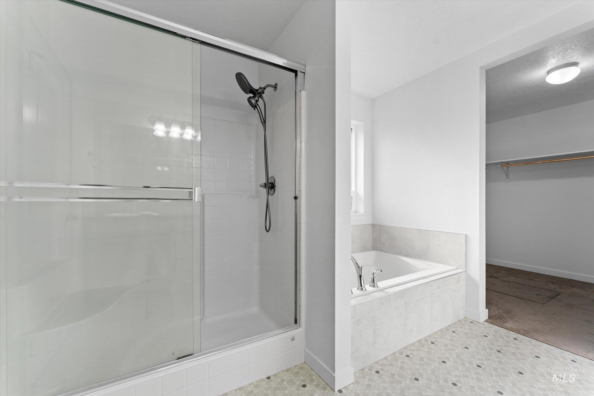 17798 Goose Ridge Ave