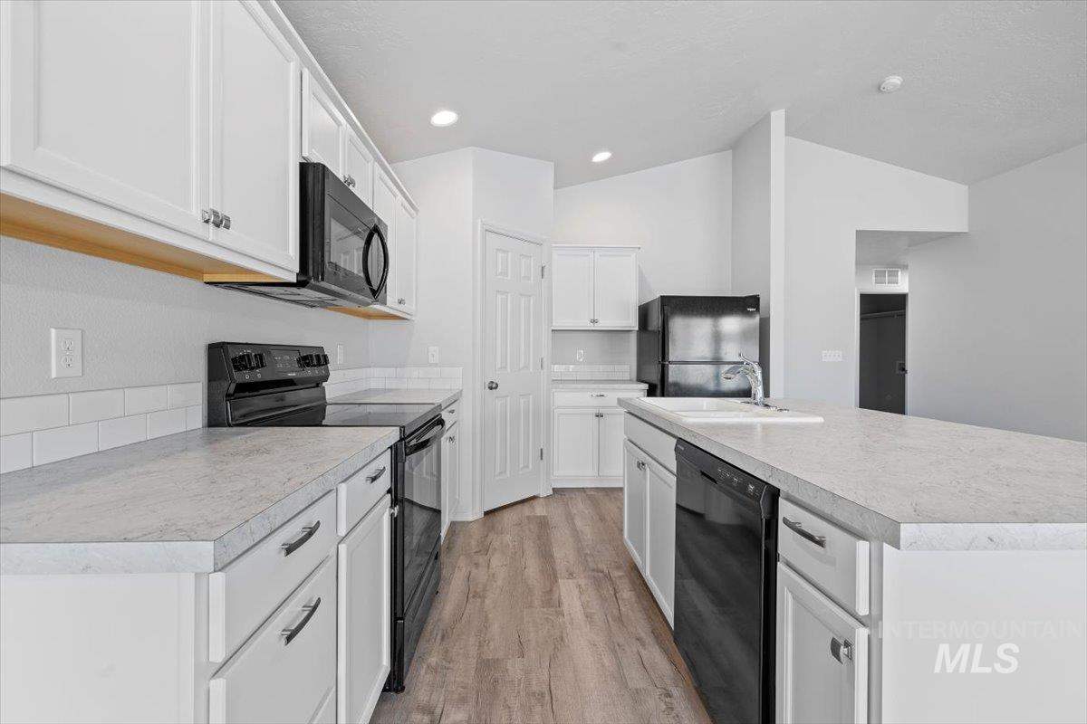 3088 N Night Owl Ave