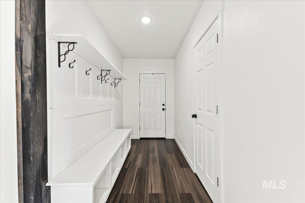 366 4th Ave N
