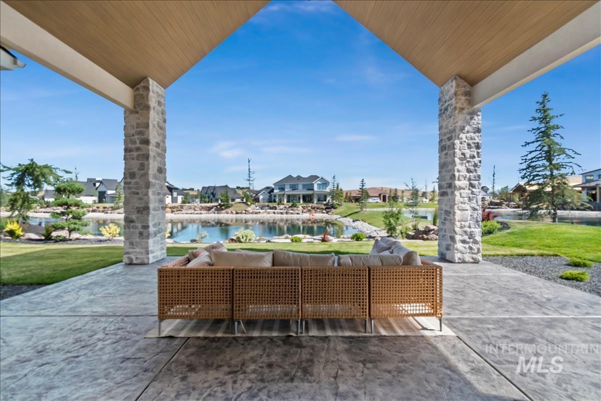 3491 N Templeton Way