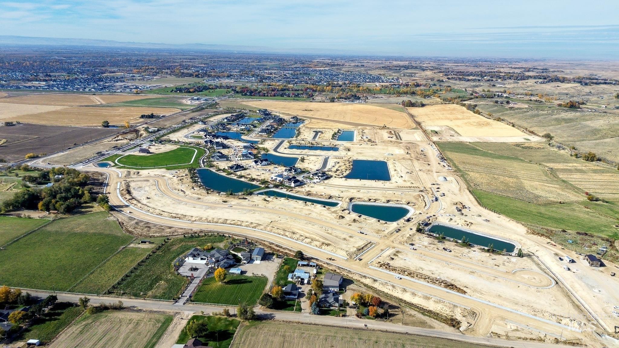 3491 N Templeton Way