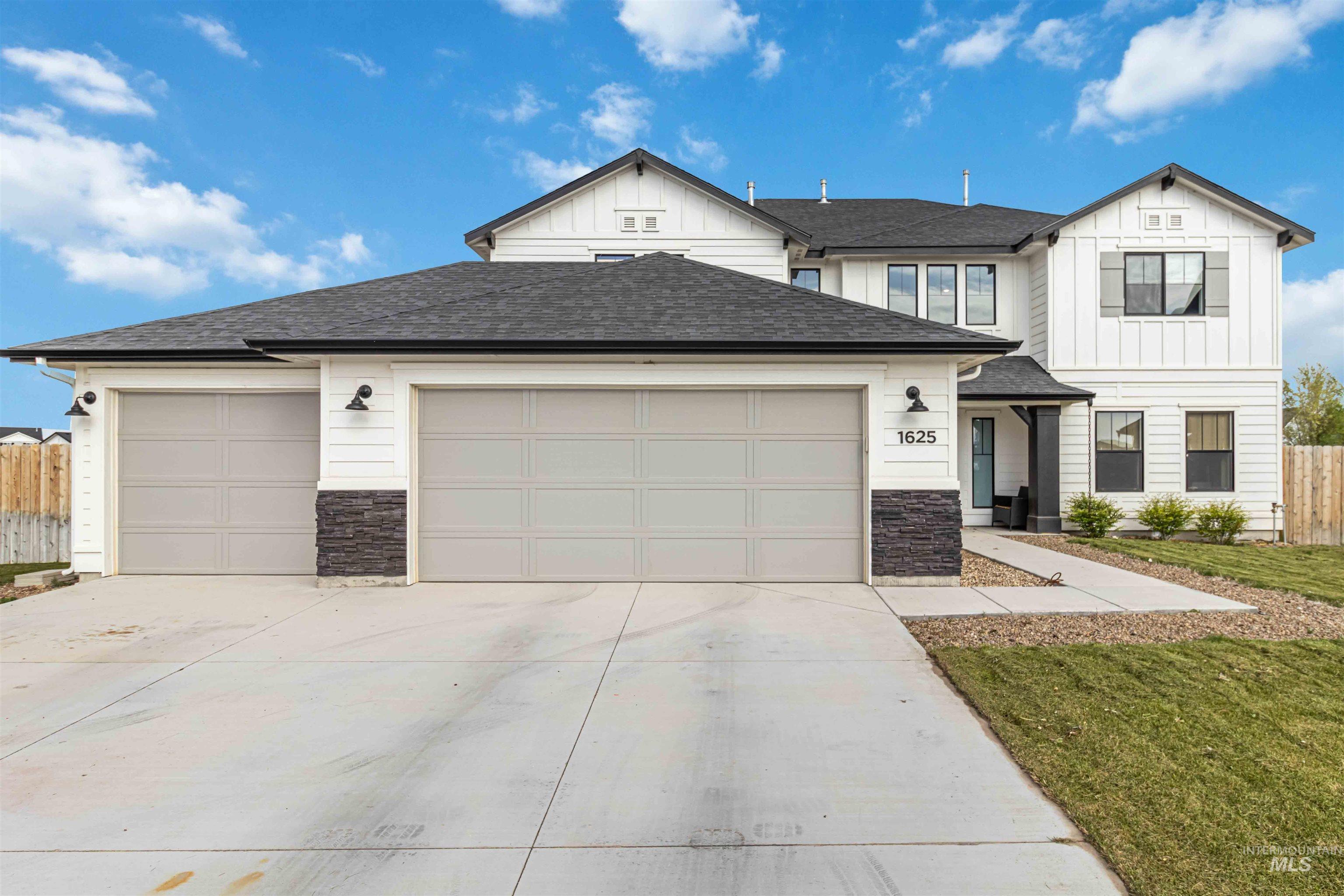 1625 SW Accipiter
