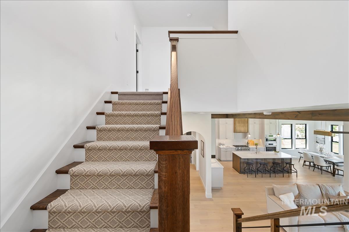 3506 N Templeton Way