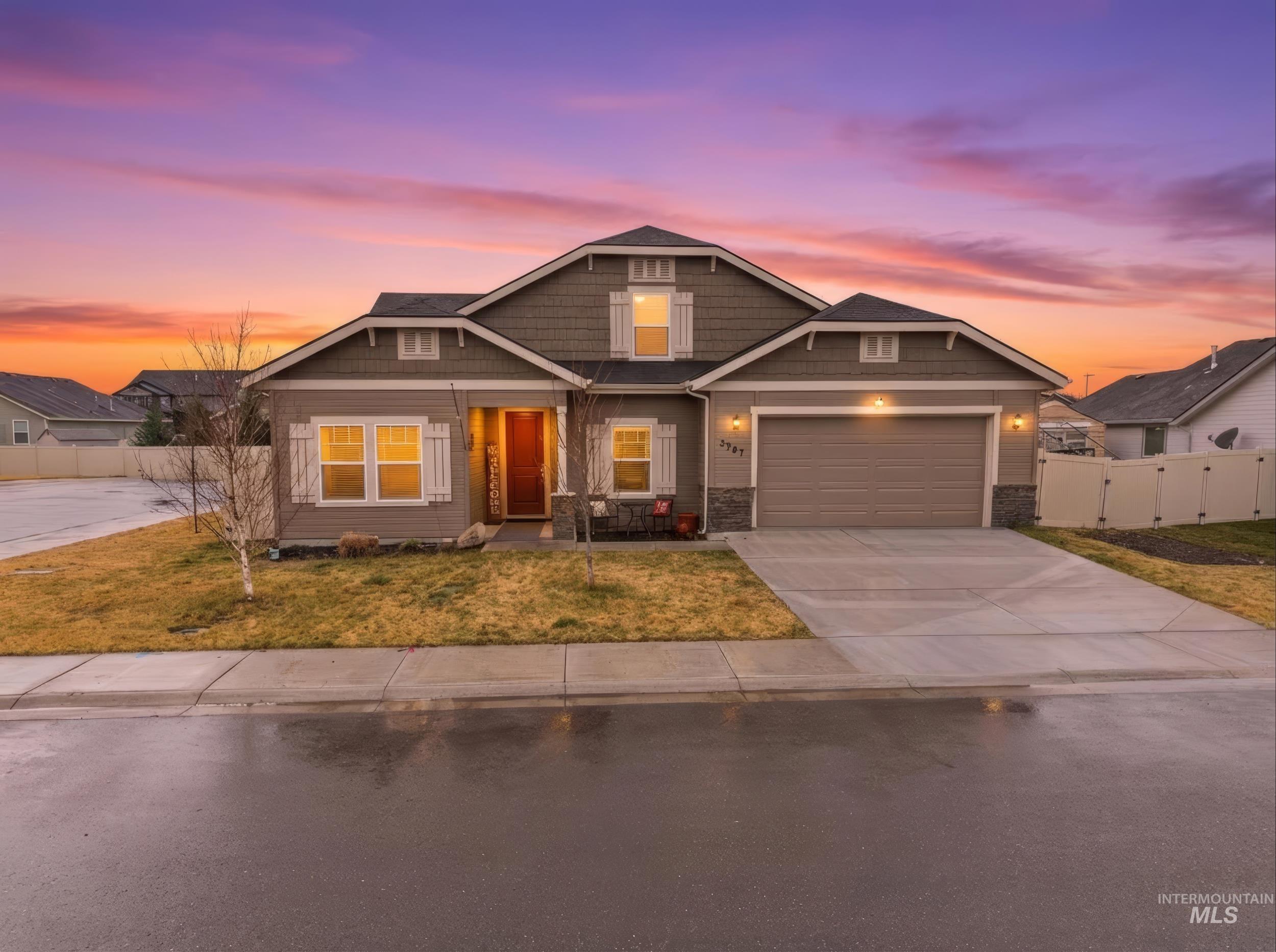 3597 E Kendrick Dr