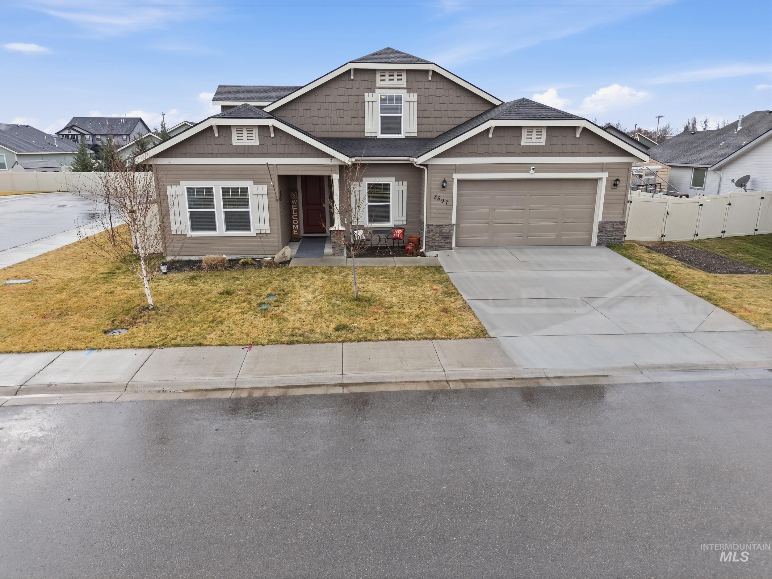 3597 E Kendrick Dr