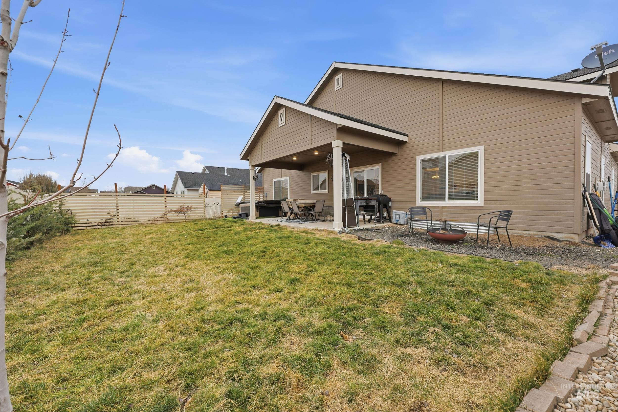 3597 E Kendrick Dr
