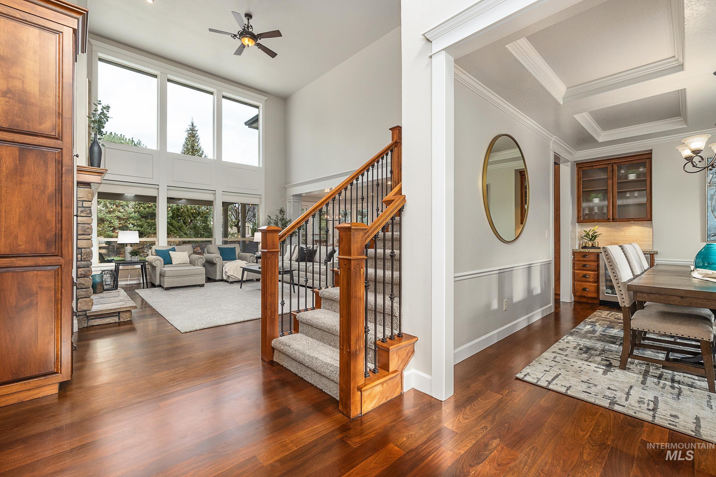 1536 E Daylesford Dr