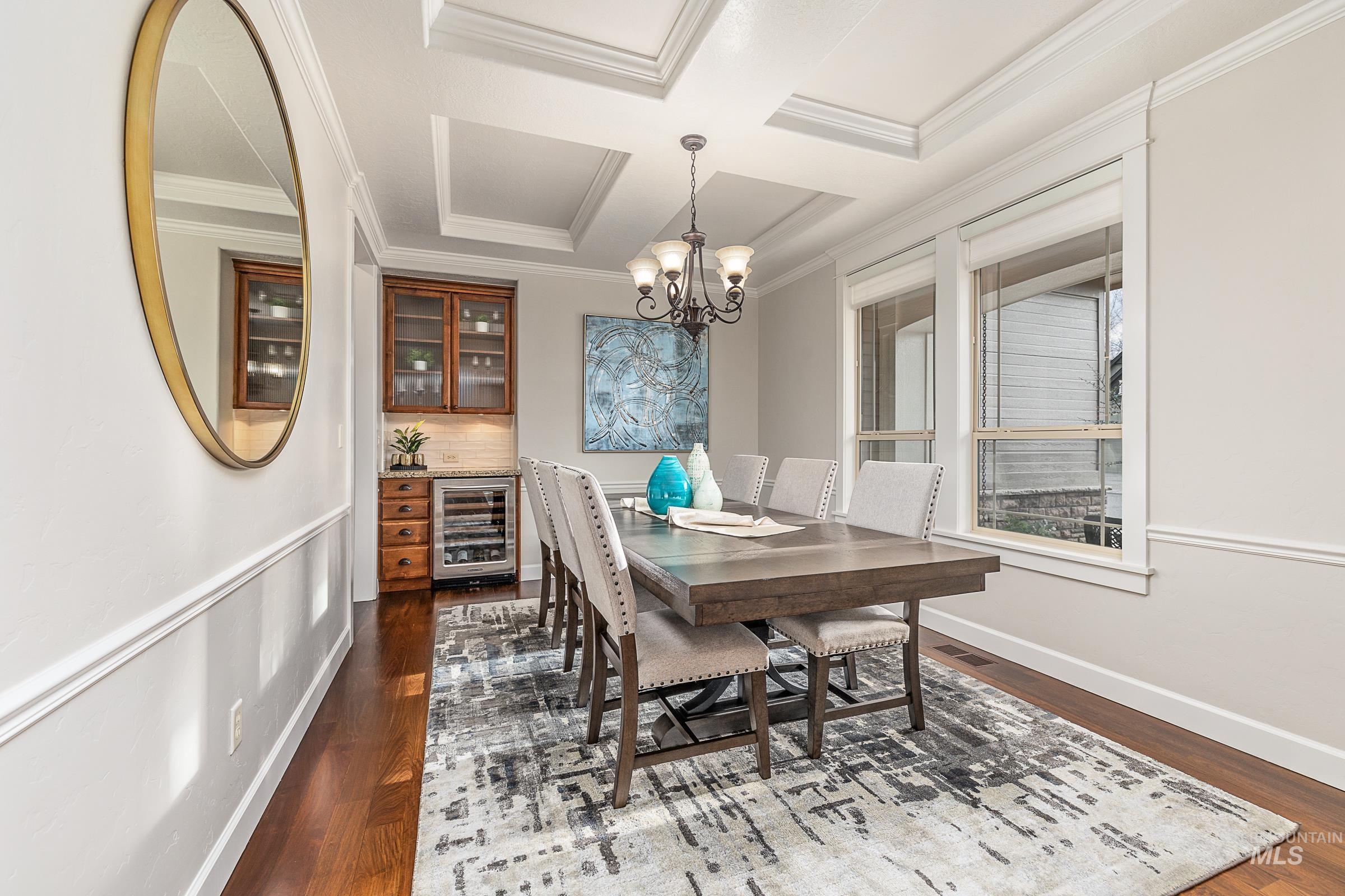 1536 E Daylesford Dr