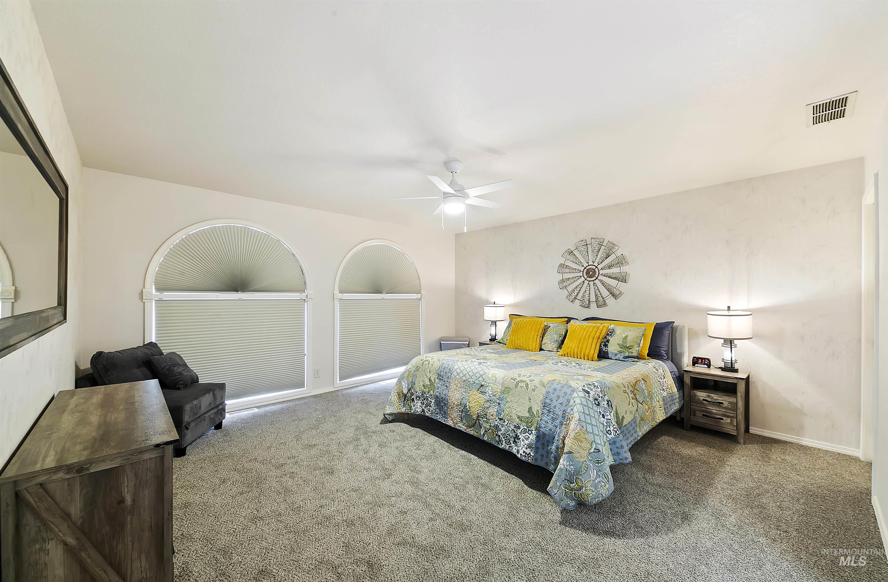 332 S Bitteroot Drive