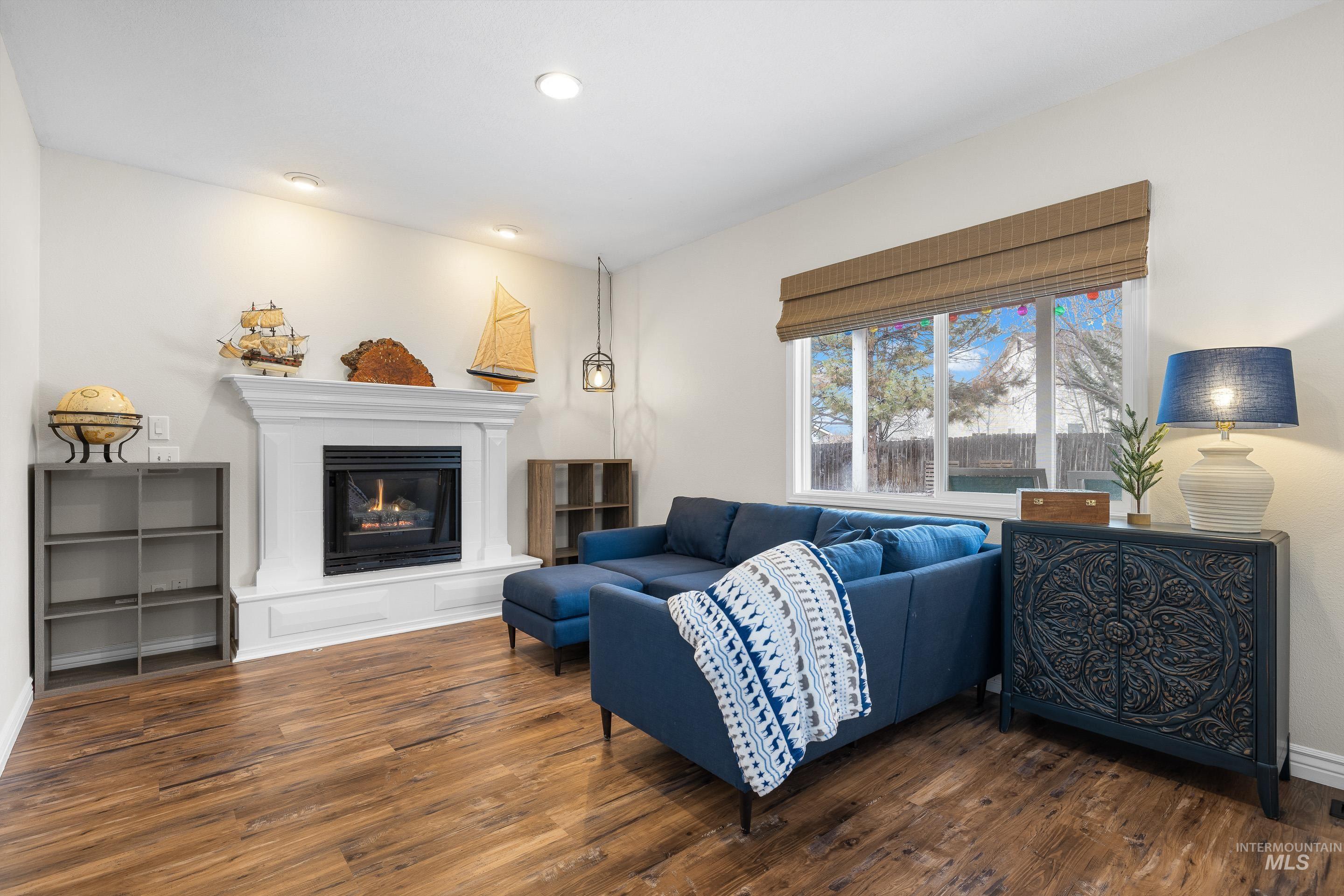 2600 W Creekstone
