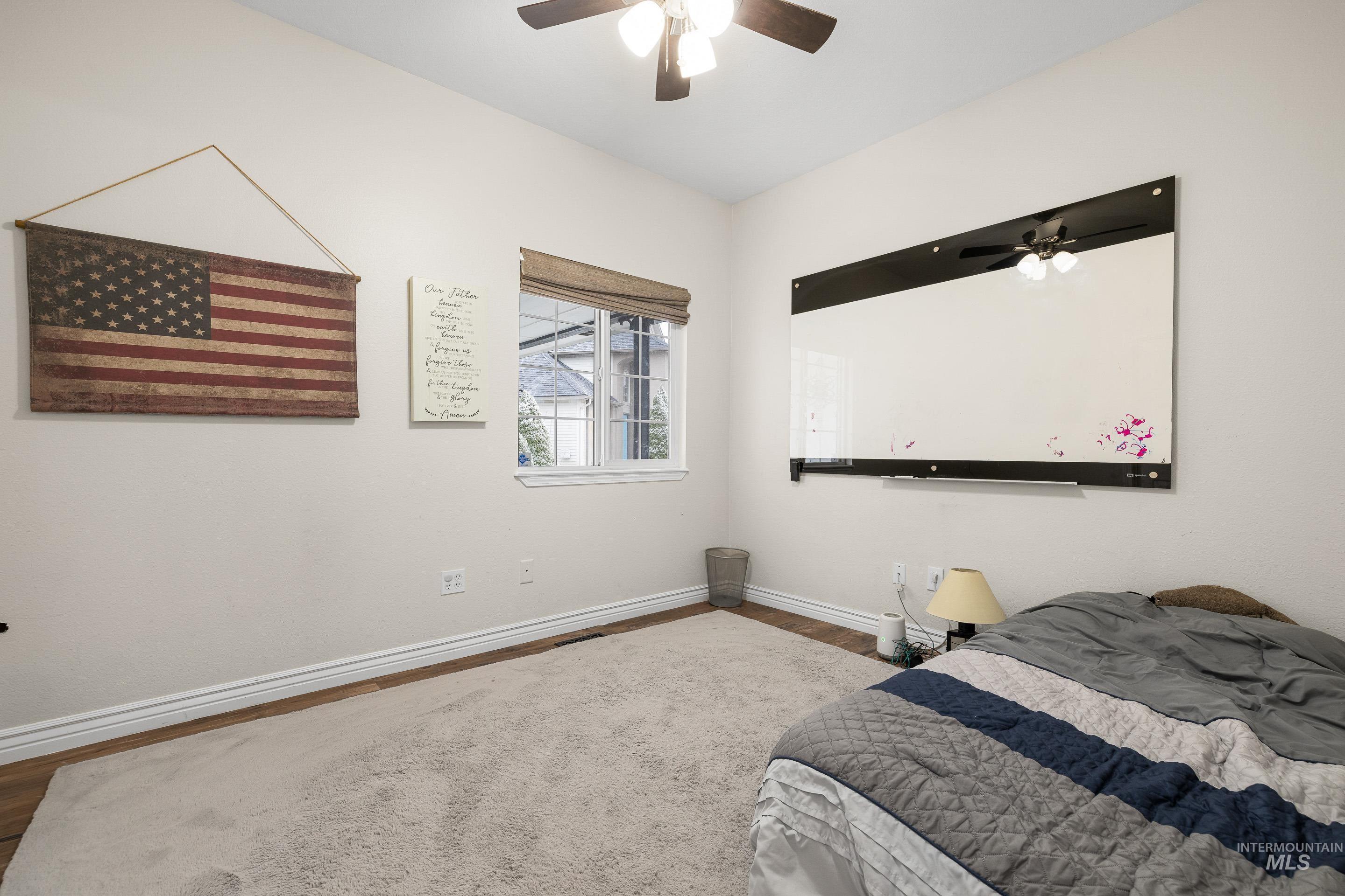 2600 W Creekstone