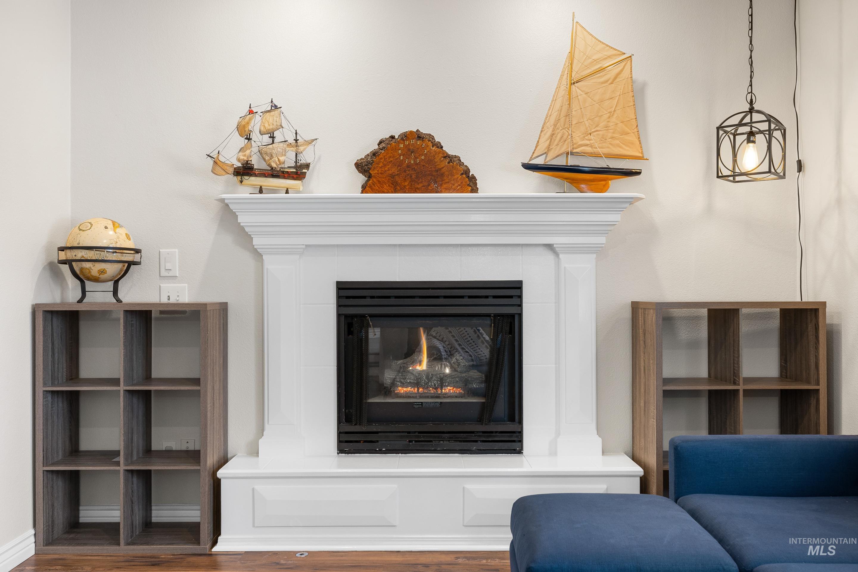 2600 W Creekstone