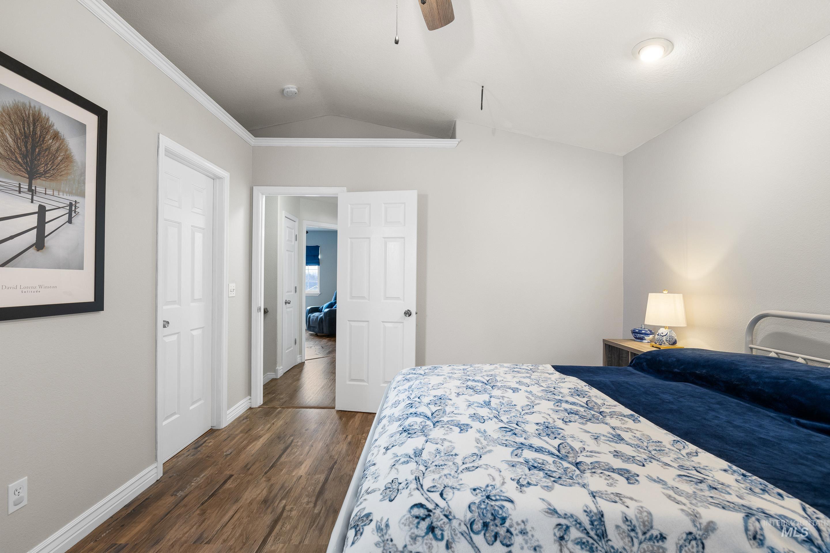 2600 W Creekstone