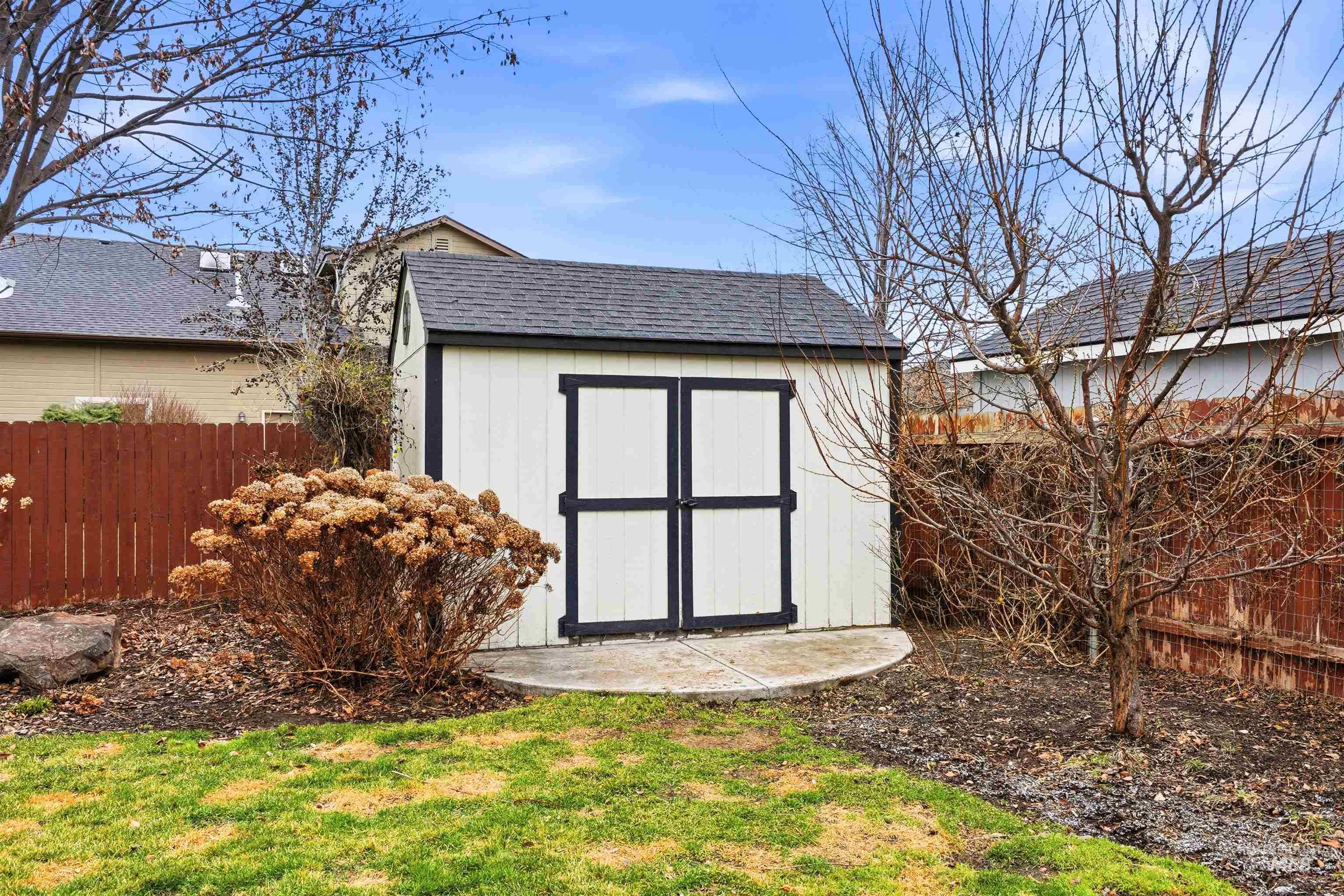 2326 E Wigle Dr