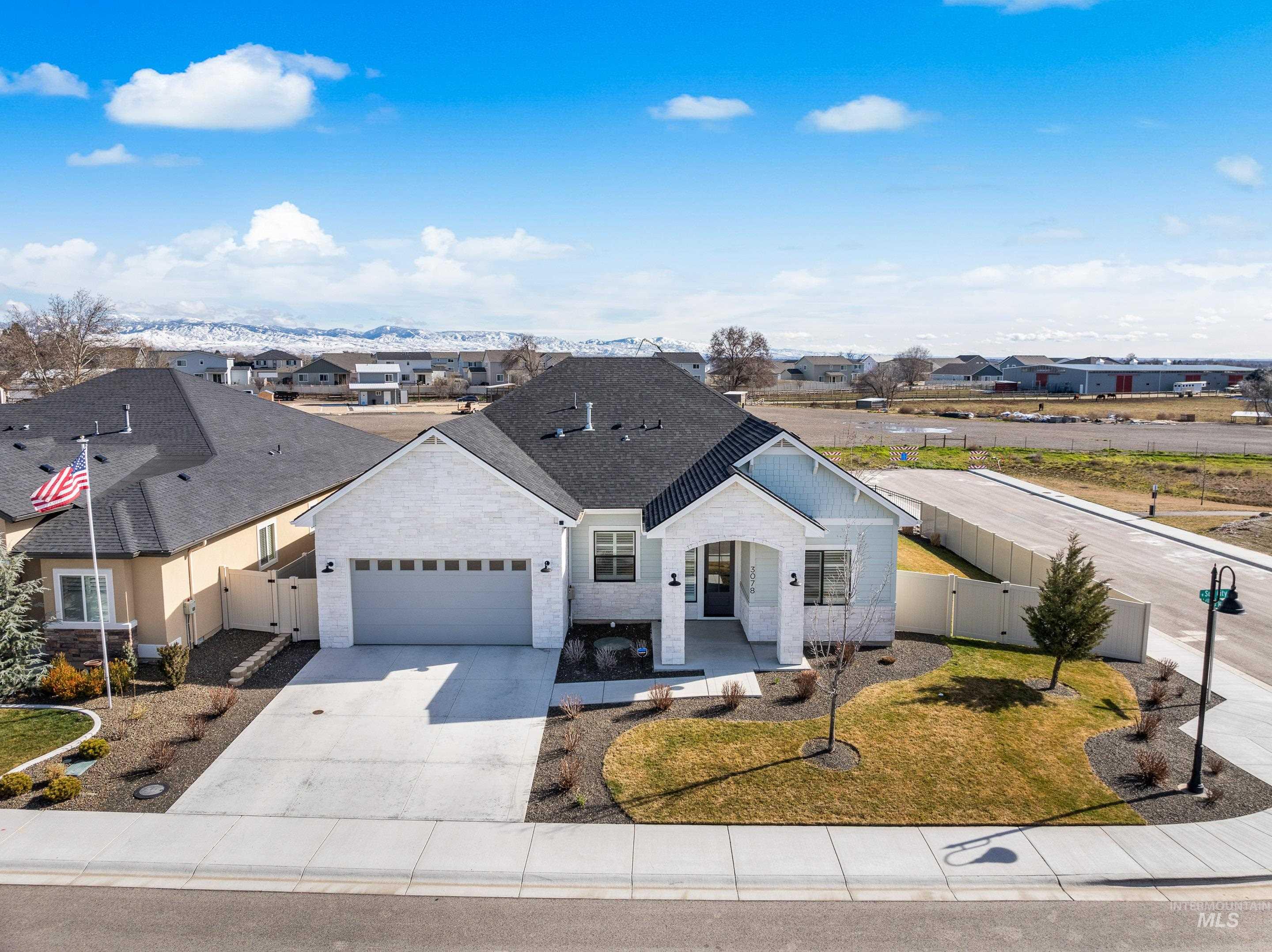 3078 N N Sun City Ave