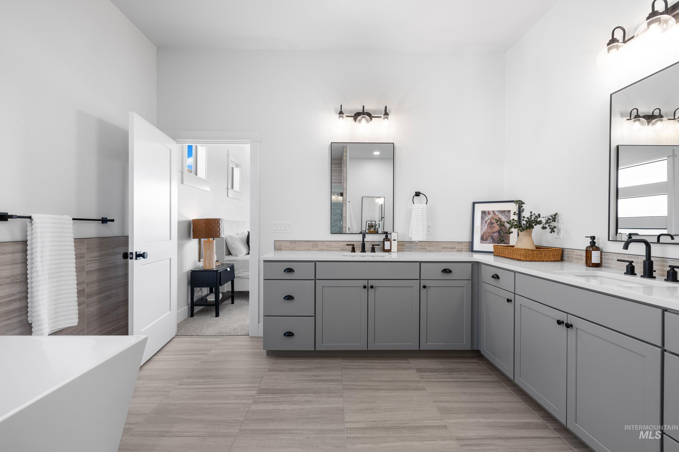 3078 N N Sun City Ave