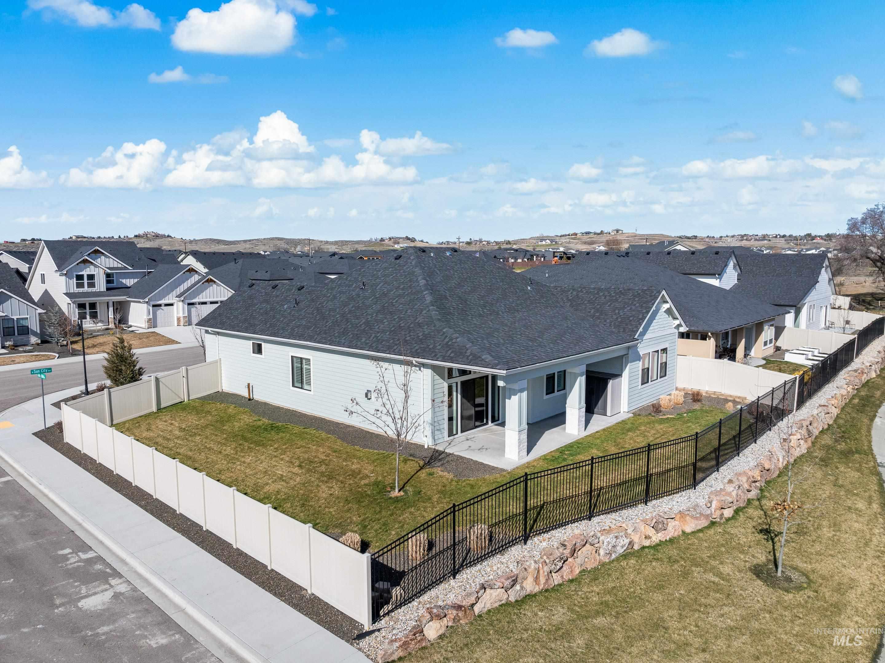 3078 N N Sun City Ave