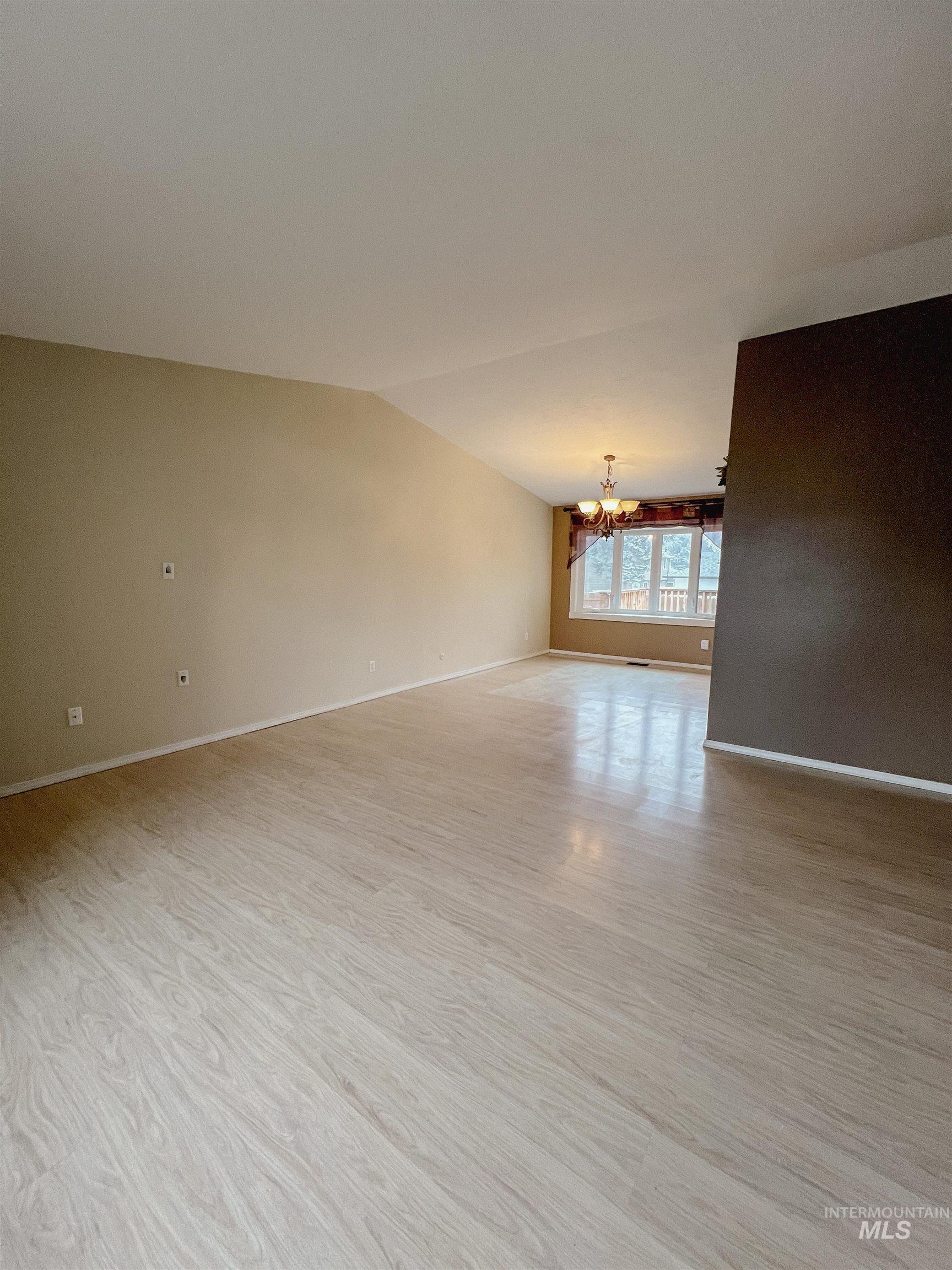 7107 W Amity Rd