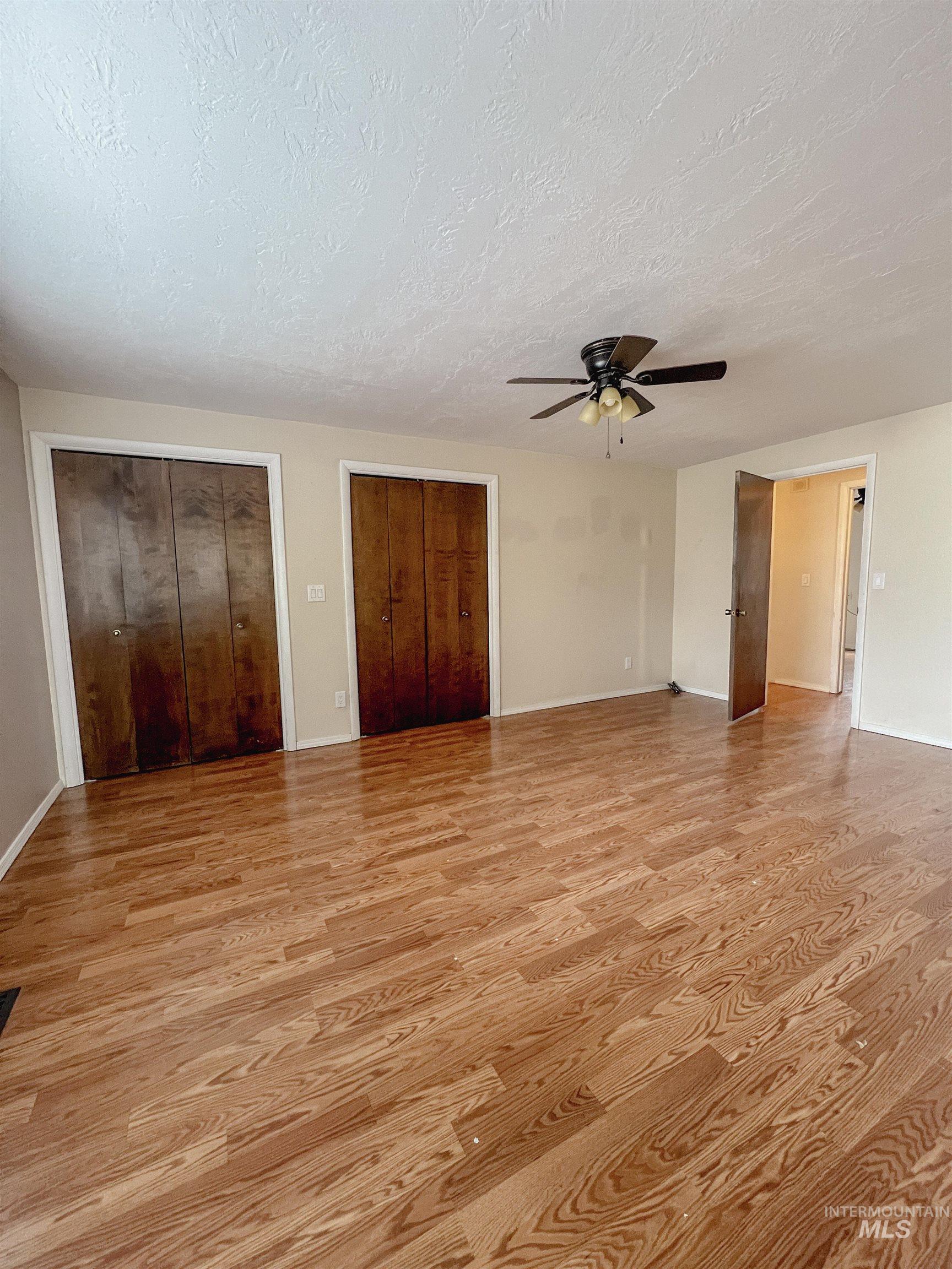 7107 W Amity Rd