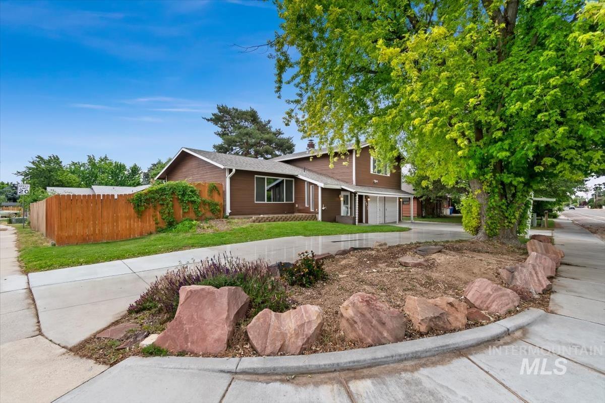 7107 W Amity Rd