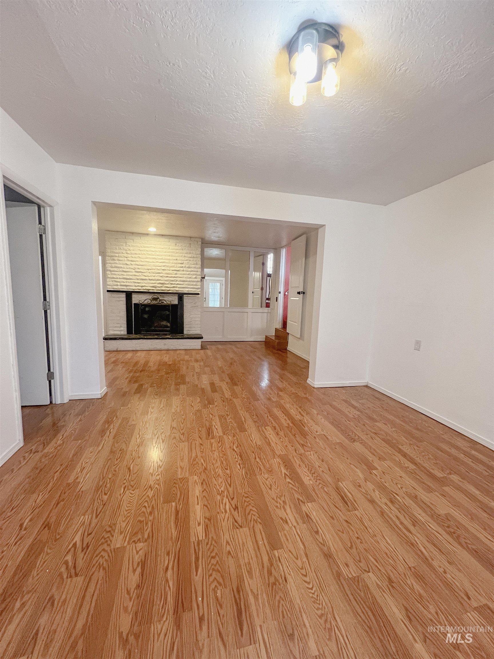 7107 W Amity Rd