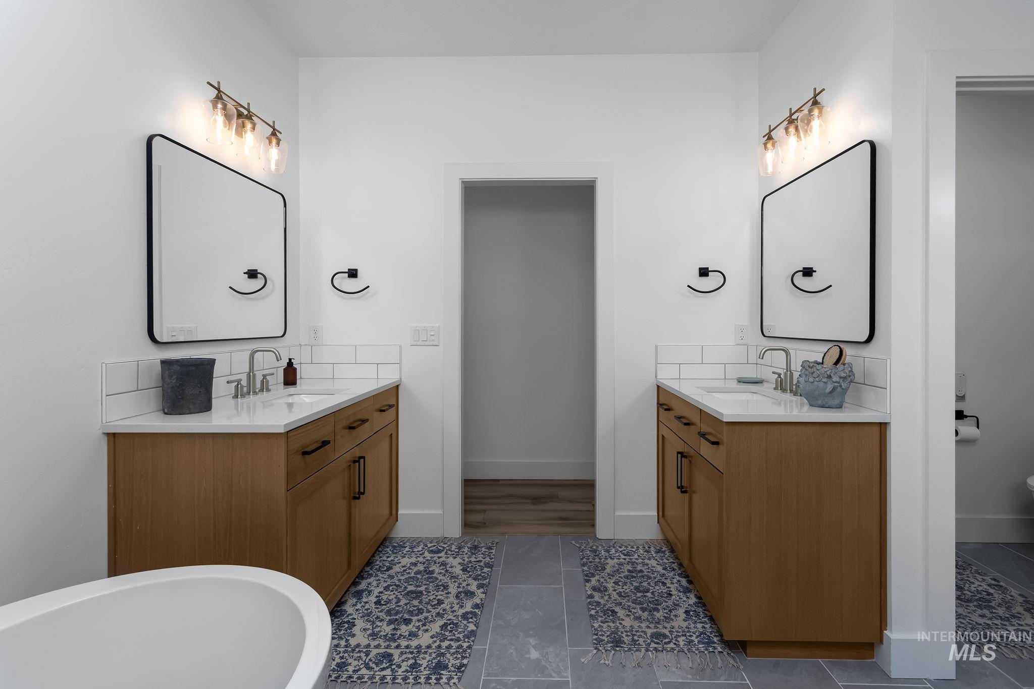 11445 W Threadgrass St