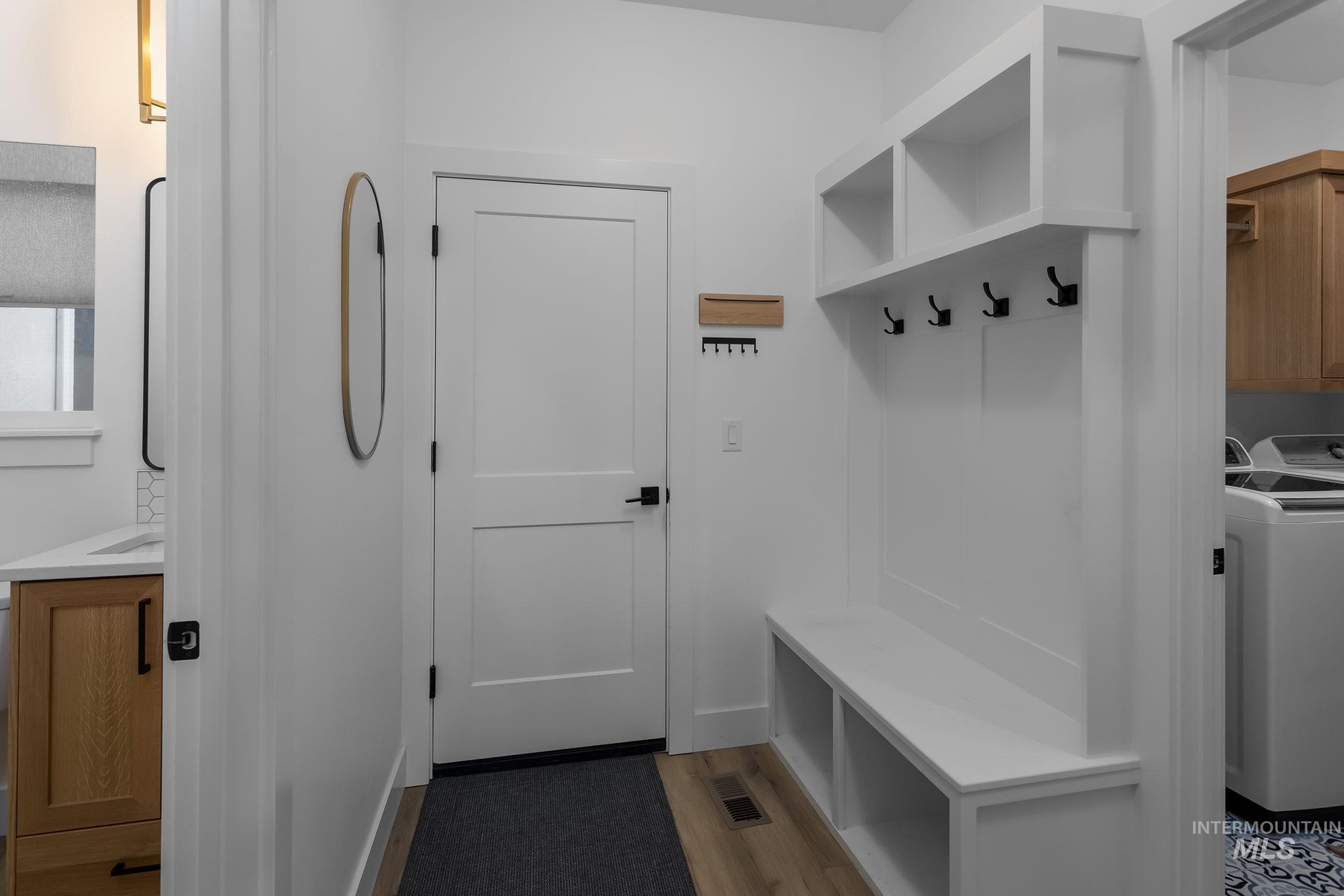 11445 W Threadgrass St