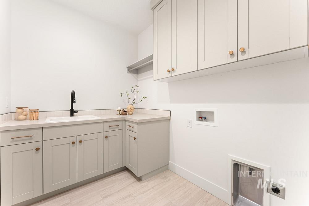 1049 N Gracie Ave Unit: Lot 1/7