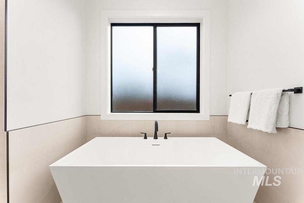 1049 N Gracie Ave Unit: Lot 1/7