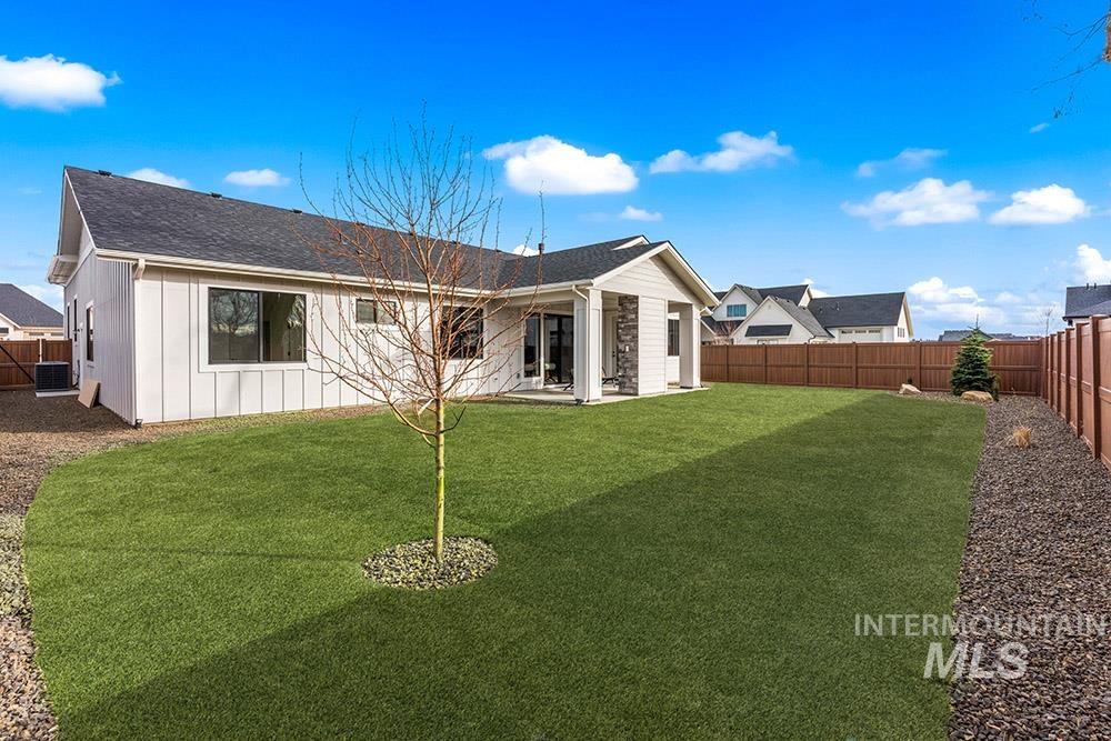 1049 N Gracie Ave Unit: Lot 1/7