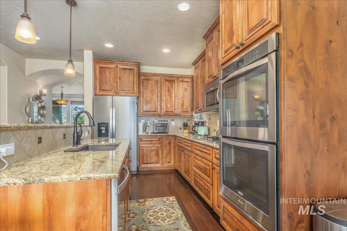 12621 S Carriage Hill Way