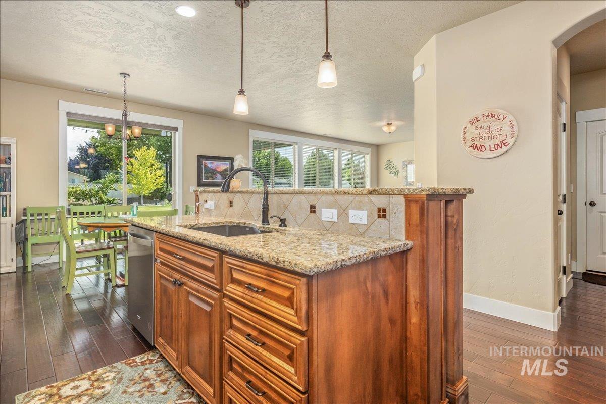 12621 S Carriage Hill Way