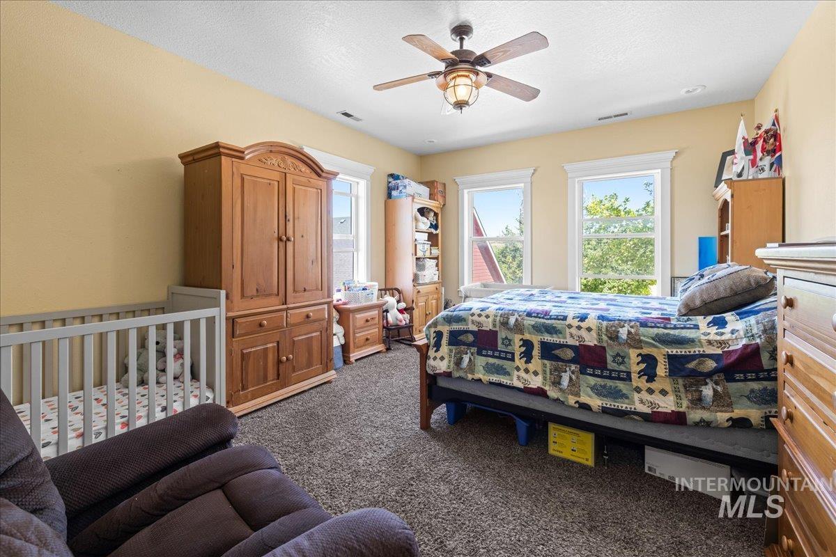 20169 Hoskins Rd
