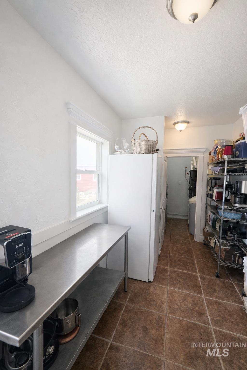 20169 Hoskins Rd
