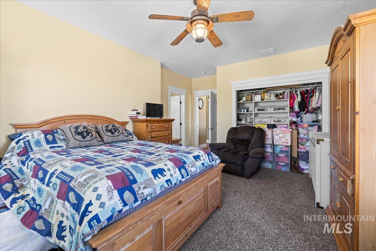 20169 Hoskins Rd