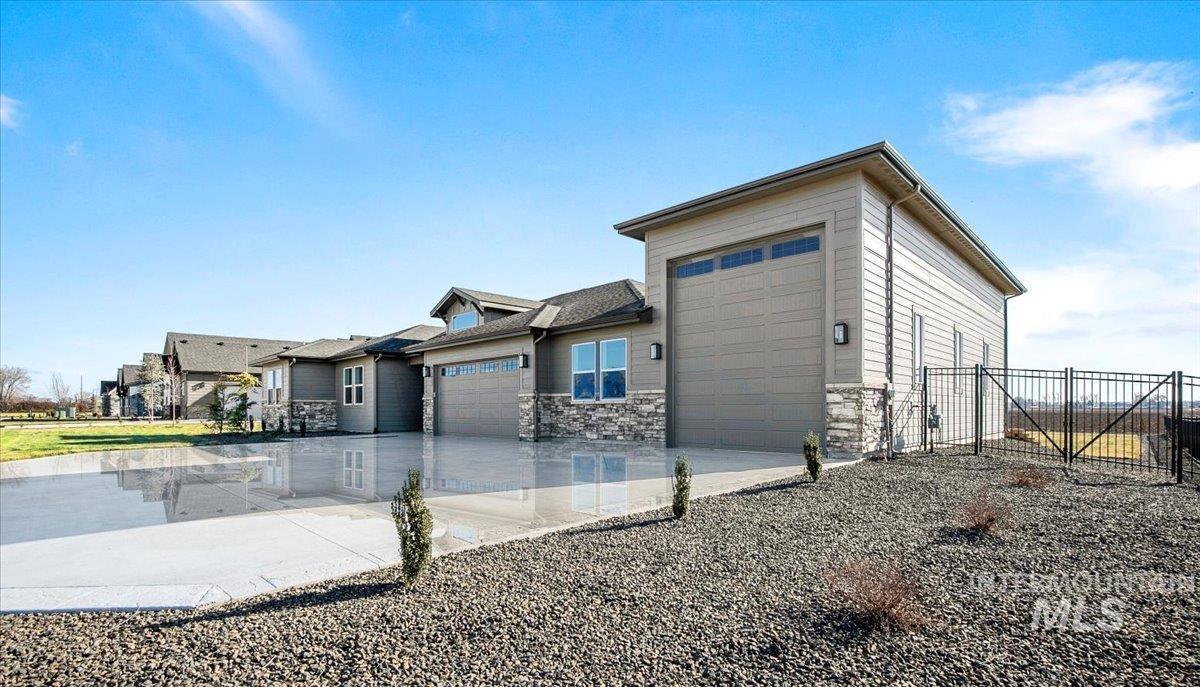7337 E Red Kite St