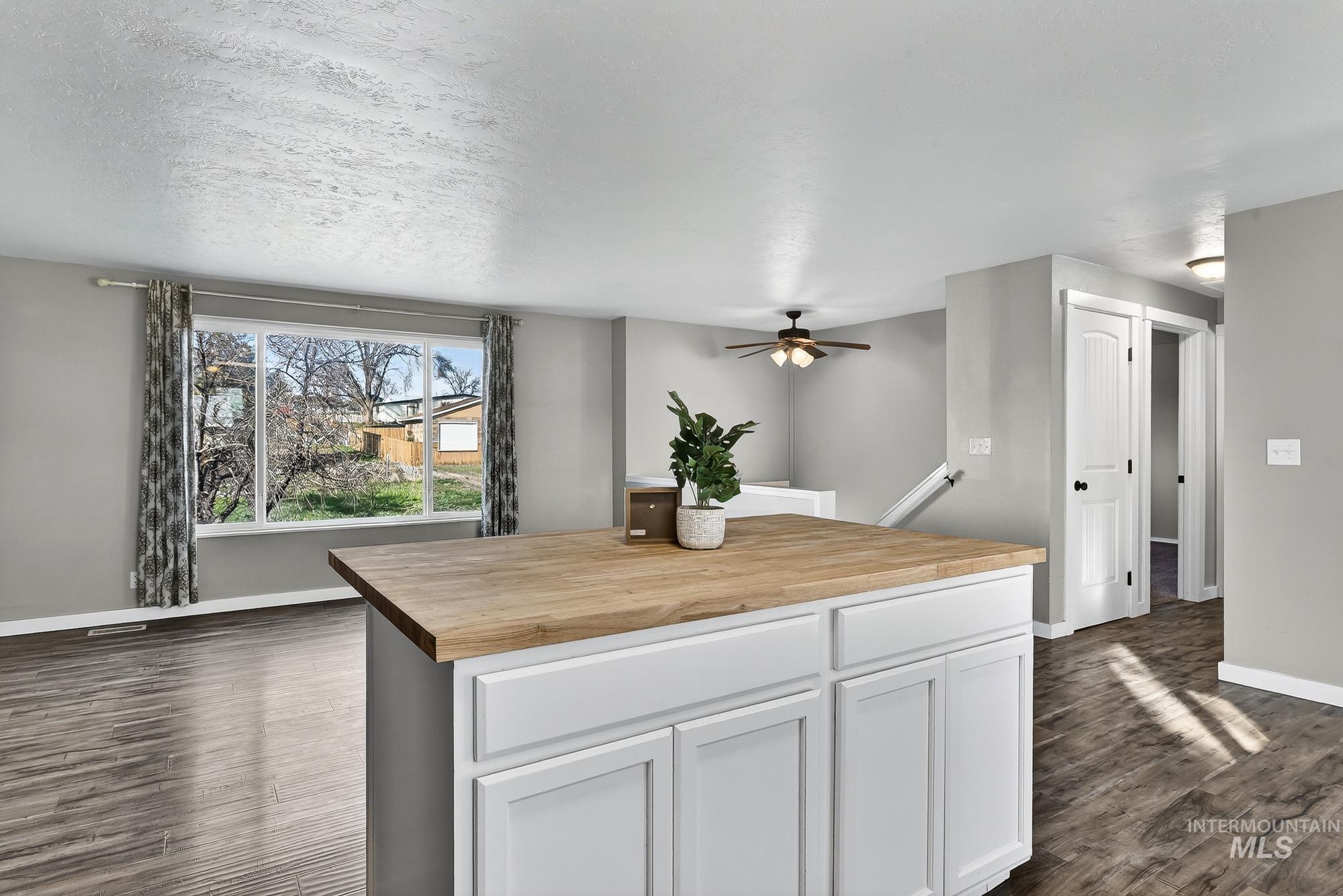 10001 W Fox Brush Dr