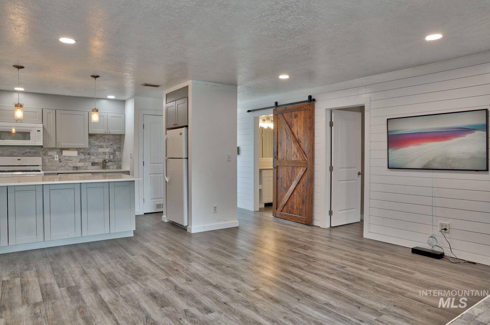 1143 N Camelot Drive