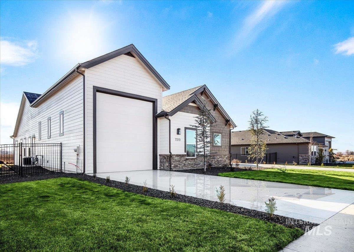 7319 E Red Kite St