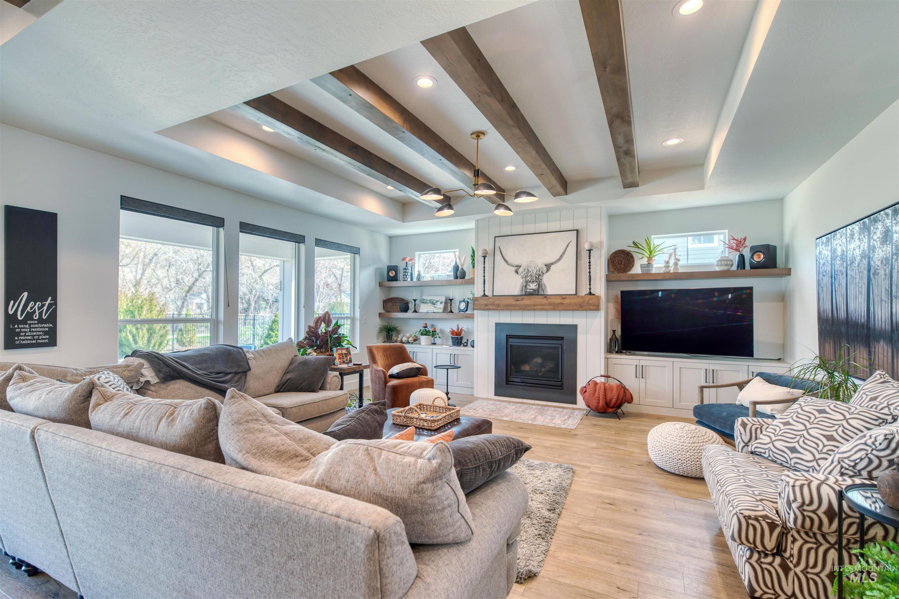 3308 W Miners Farm Dr