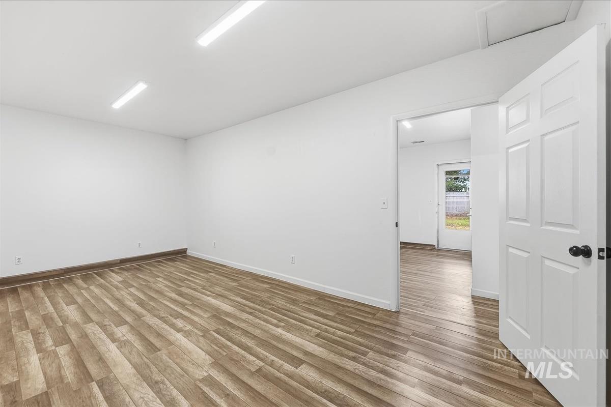 4151 N Patton