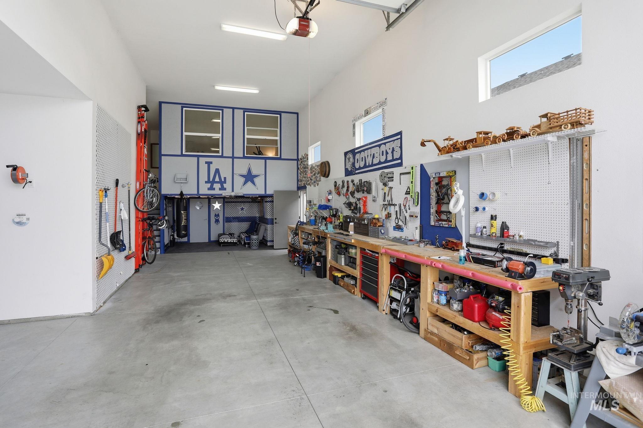 12210 W Lacerta St