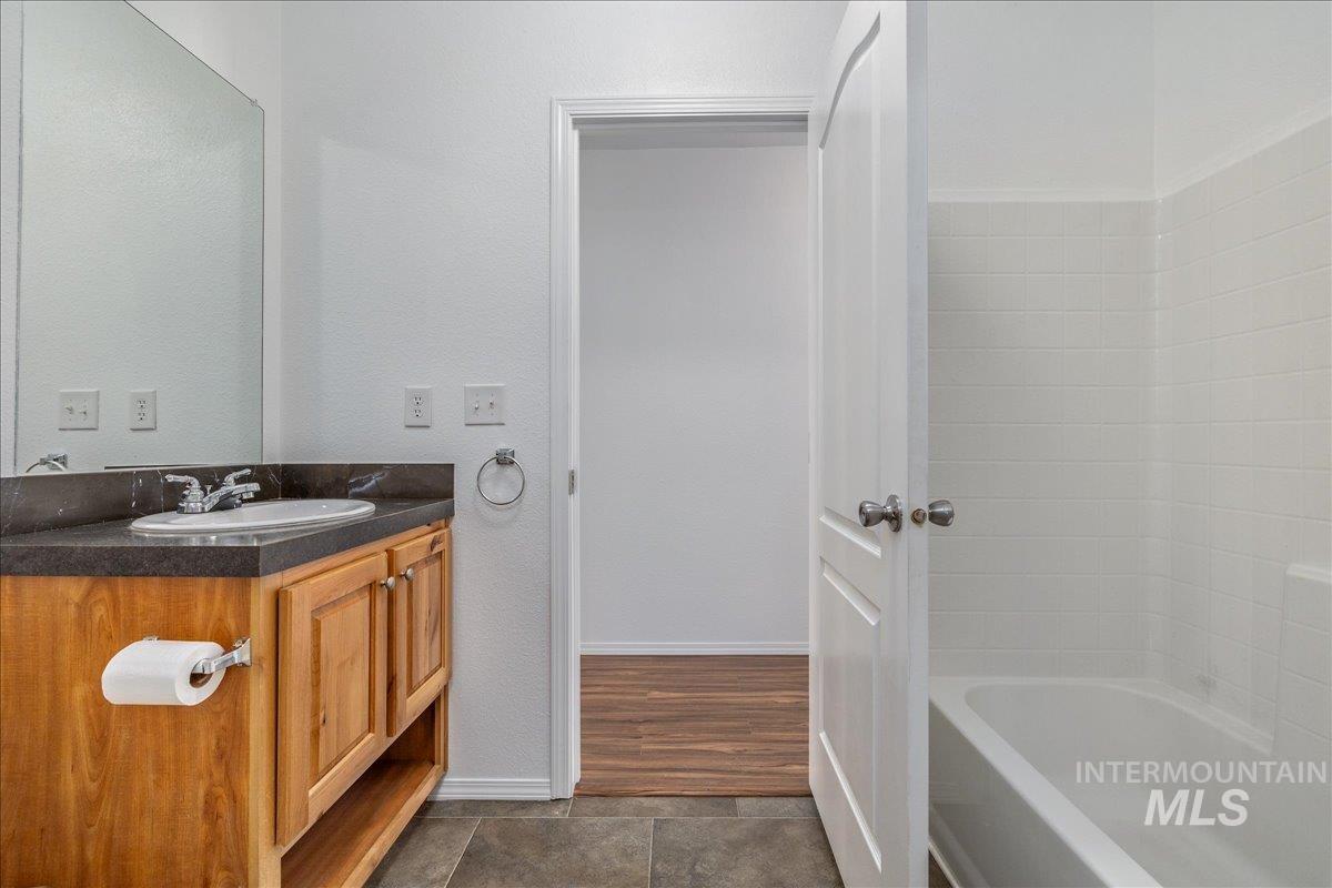 2164 Blue Spruce Ln Unit: 194