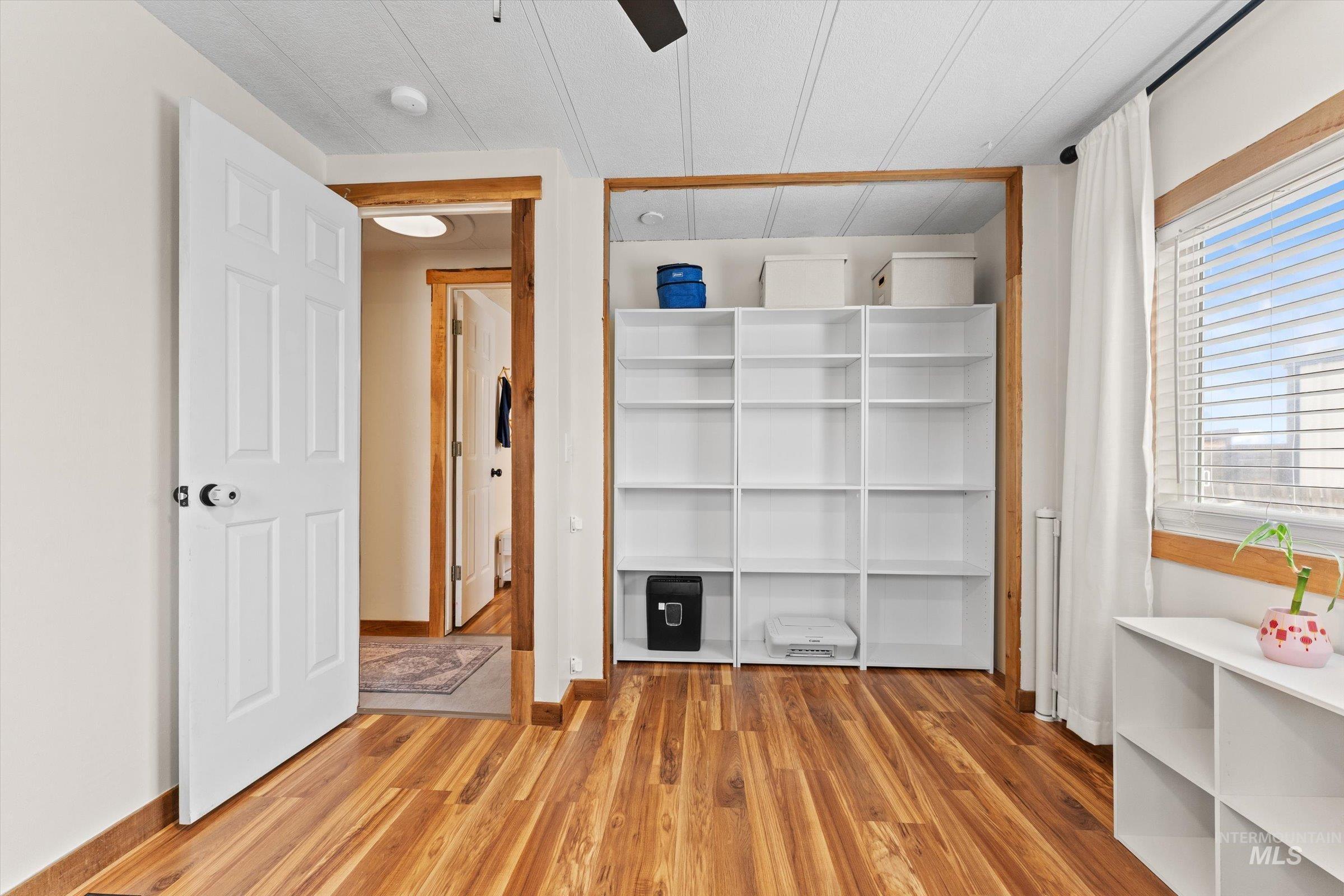 10653 Valley Hi Road