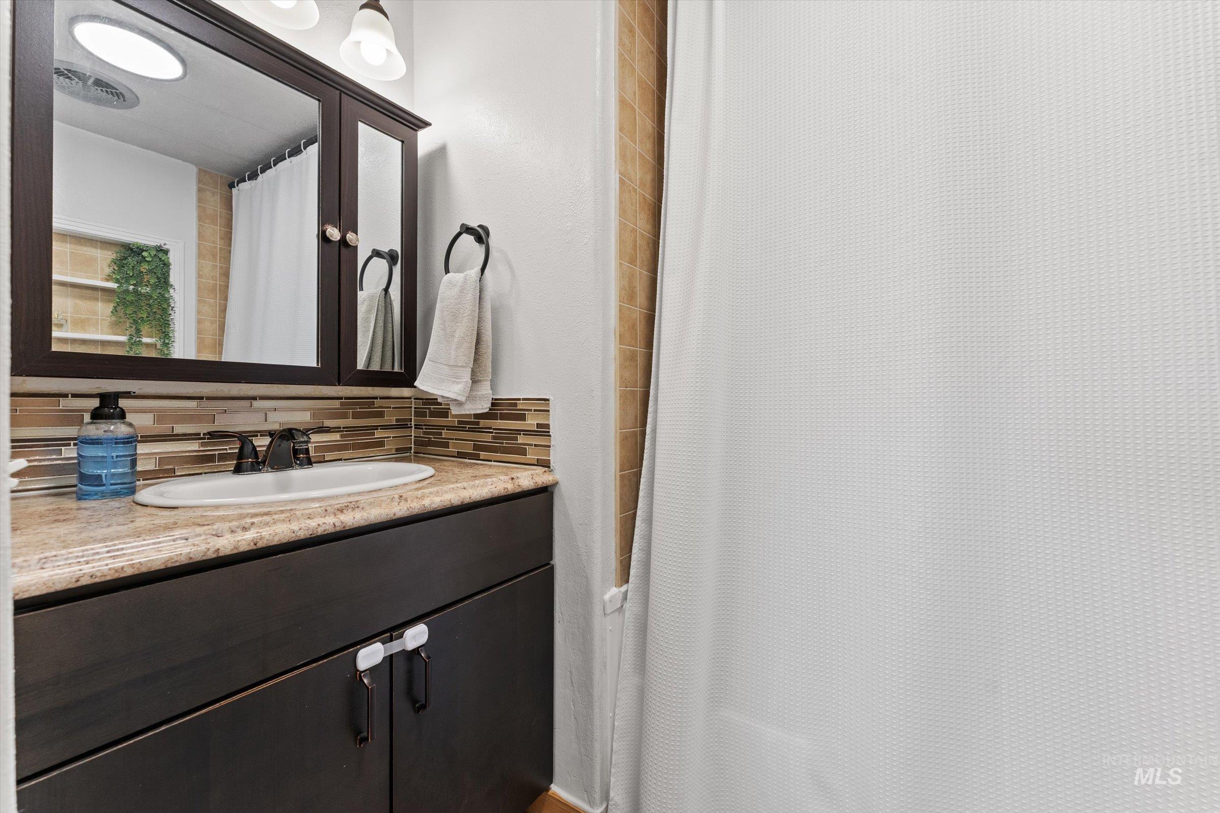 10653 Valley Hi Road